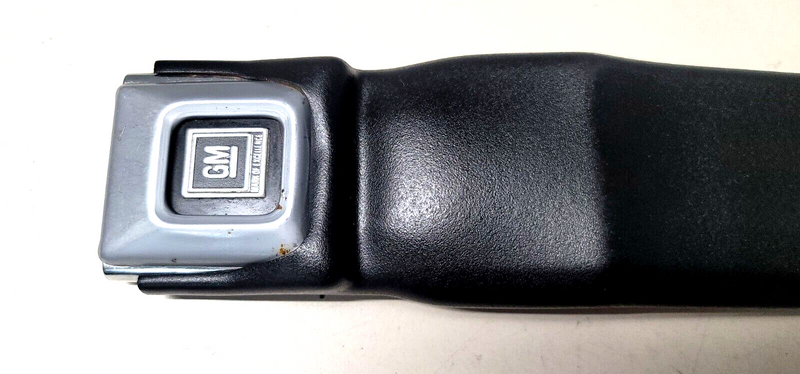 Load image into Gallery viewer, 84-94 C4 Corvette Seat Belt Receiver Buckle LH Left 7031-31
