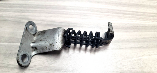 1996 Corvette C4 OEM Exhaust Hanger/parts/exhaust System Hanger 7586-4