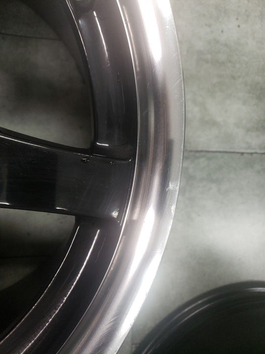 Corvette Wheel Rim With Center Cap OE wheels 18