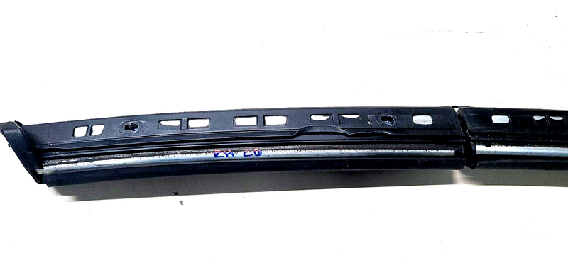 Cargue la imagen en el visor de la galería, 05-13 Corvette C6 Convertible Top roof Rails Right side  7874-26
