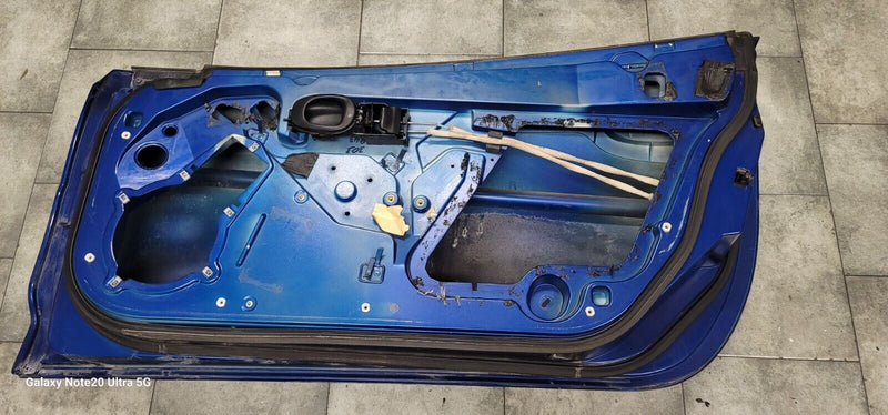 Cargue la imagen en el visor de la galería, 97-04 corvette c5 Passenger Side Door RH Blue 8607-S
