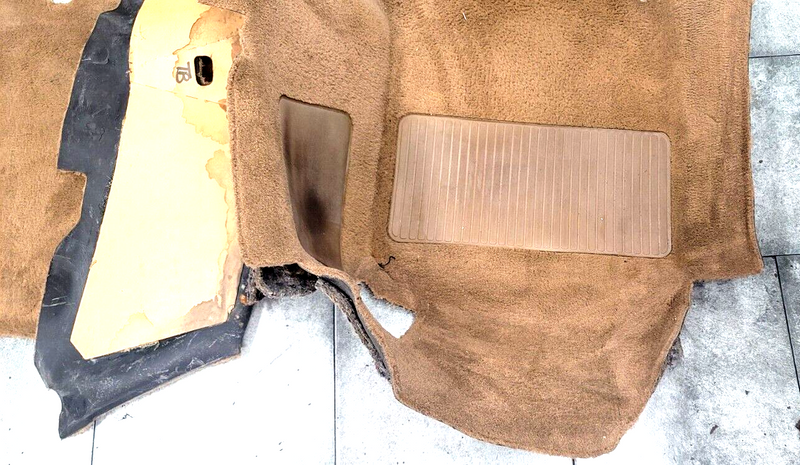 Cargue la imagen en el visor de la galería, 97-04 Corvette C5 Front Floor Carpet Driver and Passenger side Used  7299-S
