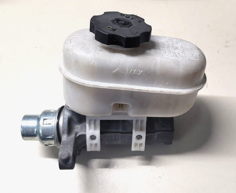 Load image into Gallery viewer, 09-13 Corvette C6 OEM Brake Master Cylinder Used 7037-E1
