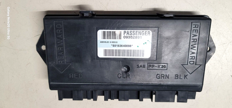 Cargue la imagen en el visor de la galería, 97-99 Corvette C5 Passenger Door Control Module 09352891 (8630-19)
