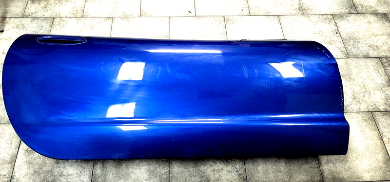 Cargue la imagen en el visor de la galería, 97-04 corvette c5 Passenger Side Door RH blue 6833-S
