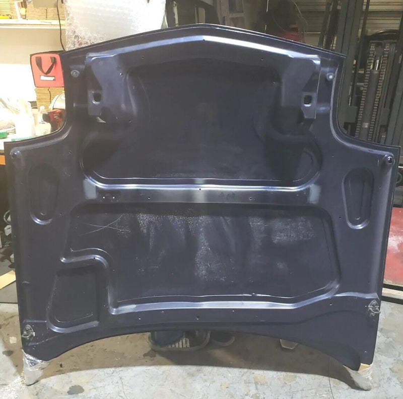 Cargue la imagen en el visor de la galería, 97-04 Corvette C5 Complete Hood 53k Miles Blue 8877-S
