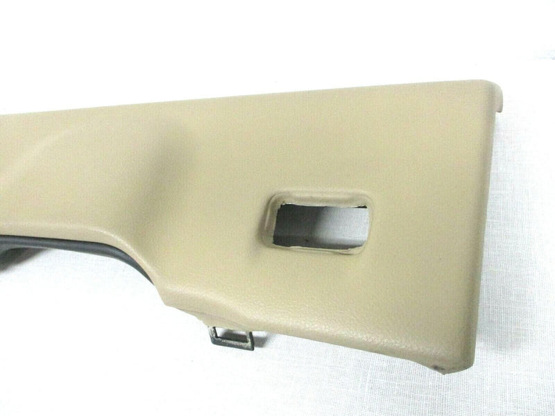 Cargue la imagen en el visor de la galería, 05-13 Corvette C6 Lower Dash Panel Knee Bolster Cashmere 1581-A3.4
