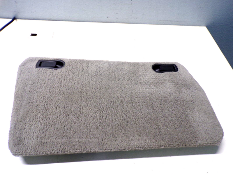 Cargue la imagen en el visor de la galería, 97-04 Corvette C5 Floor kick up Panel Cover  Pewter 10290669   5672-A2.4
