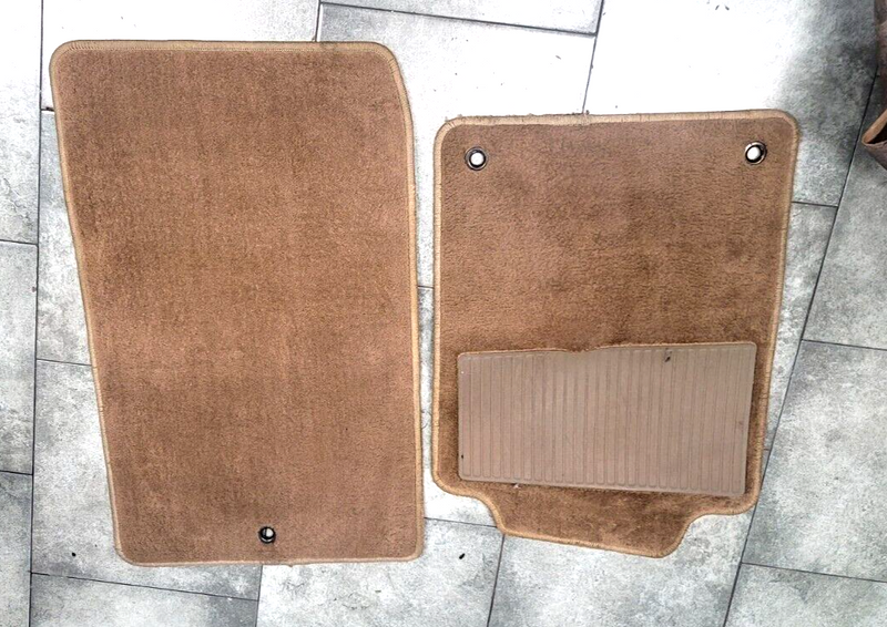 Load image into Gallery viewer, Chevrolet Corvette Floor Mats LH RH Oak Set (8601-E1)
