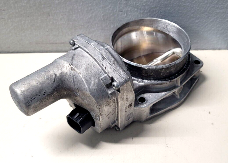 Cargue la imagen en el visor de la galería, 09-17 Corvette C5;C6;C7 Throttle Body 7366 F
