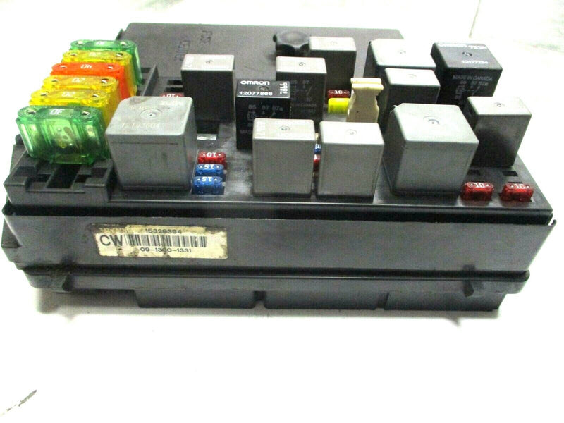 Cargue la imagen en el visor de la galería, 00-02 C5 Corvette OEM Exterior Fuse Box Block Relay 15329394 (2645-A1.3)
